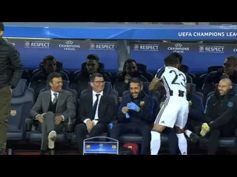 Dani Alves messing around with the Barcelona bench at kick-off for Barcelona vs Juventus