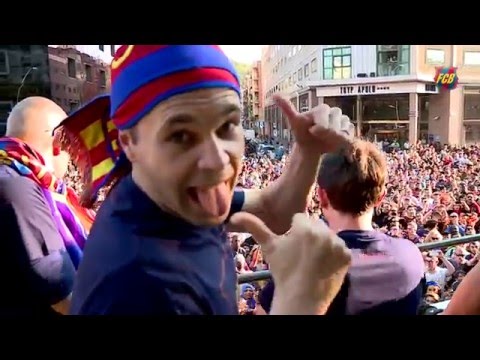 FC Barcelona – La Liga Champions Victory Parade 2016 (Best moments)